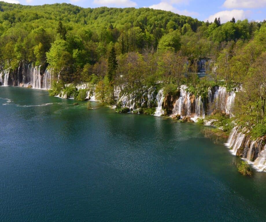 What Makes The Seasons At Plitvice Lakes National Park So