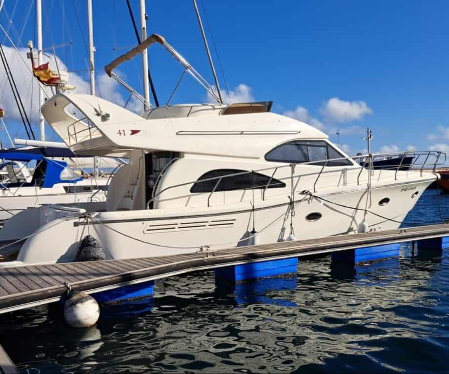 The ultimate luxury yacht experience for couples in tenerife