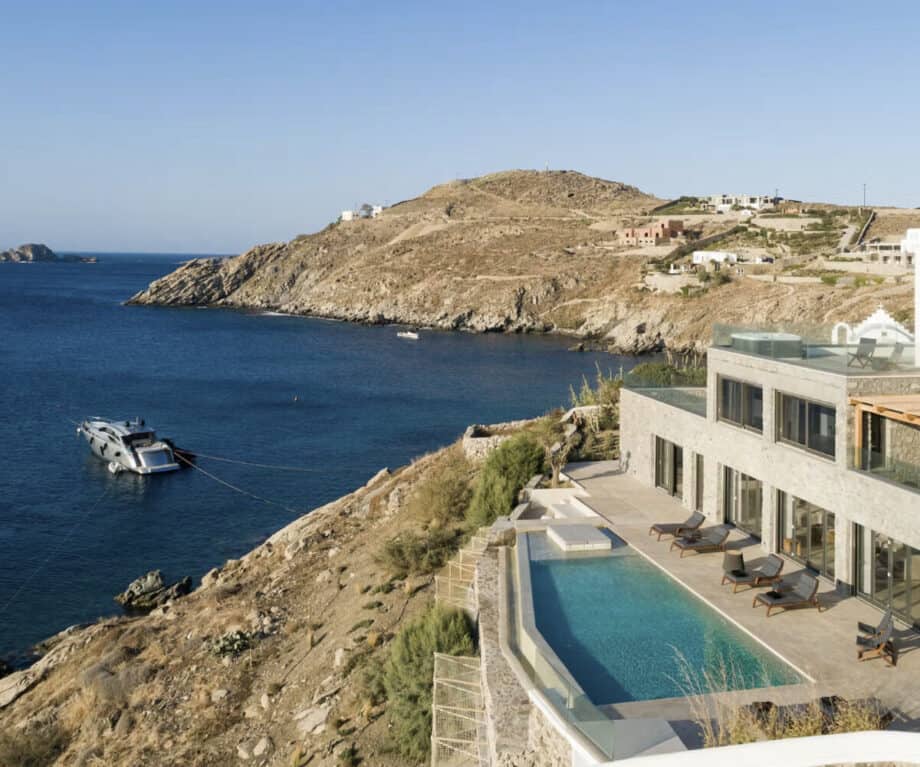 Luxury villa rentals in the Balearics, Mykonos and Kalkan by Privadia